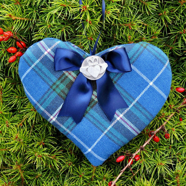 Cloves & Allspice Tartan Heart with Holiday Ribbon