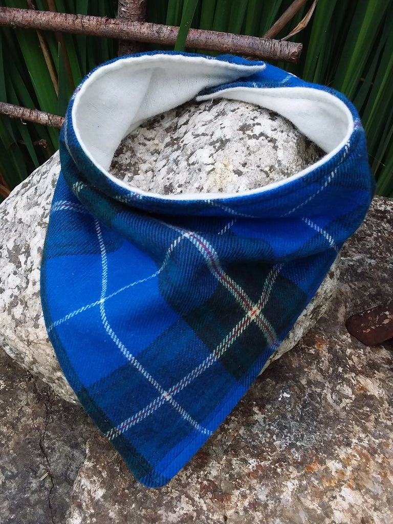 Bandana  Bib  Tartan Suiting
