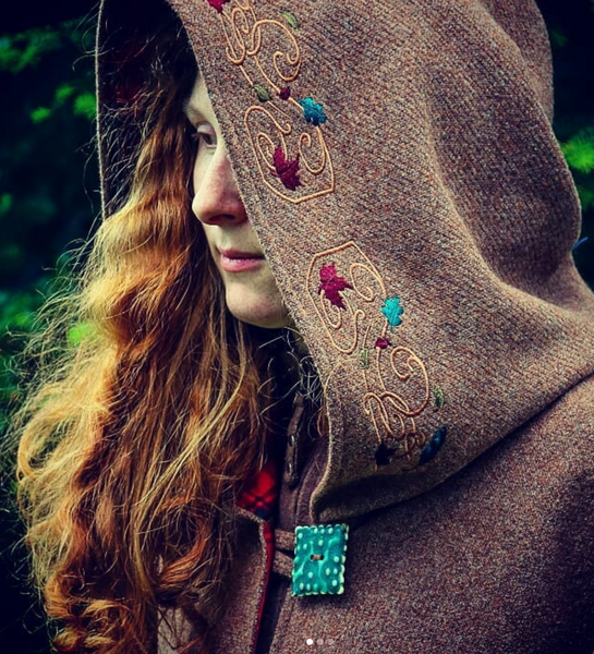 Maple Leaf Arran Hooded Cape