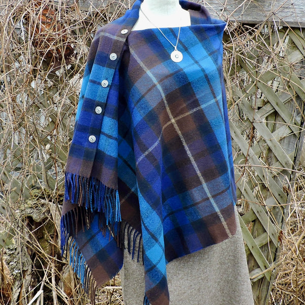 Deluxe Button Shawl~Lambswool