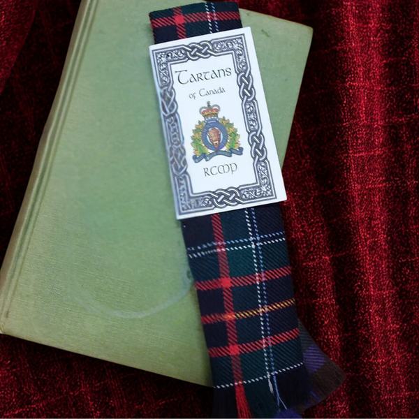 Bookmarker~Service & Regimental Tartans