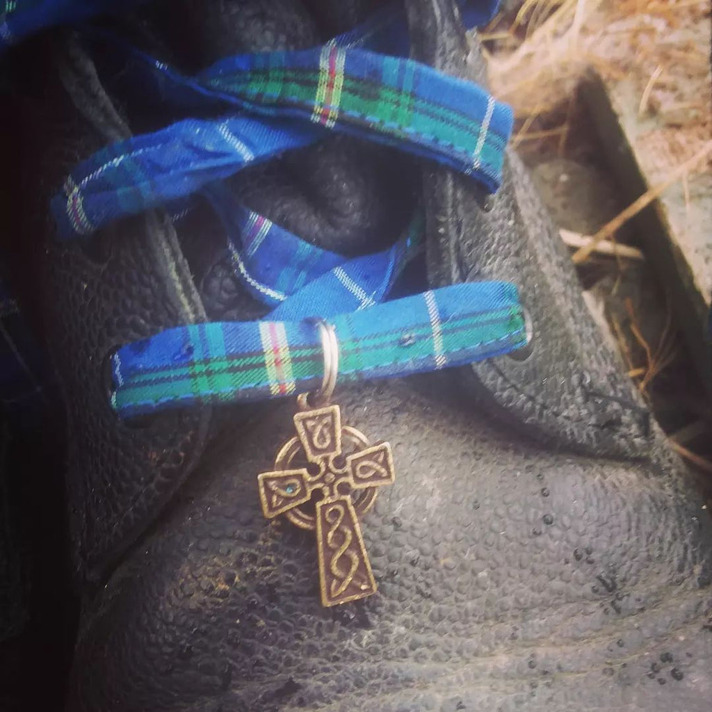 Shoelace Charm~Celtic Cross