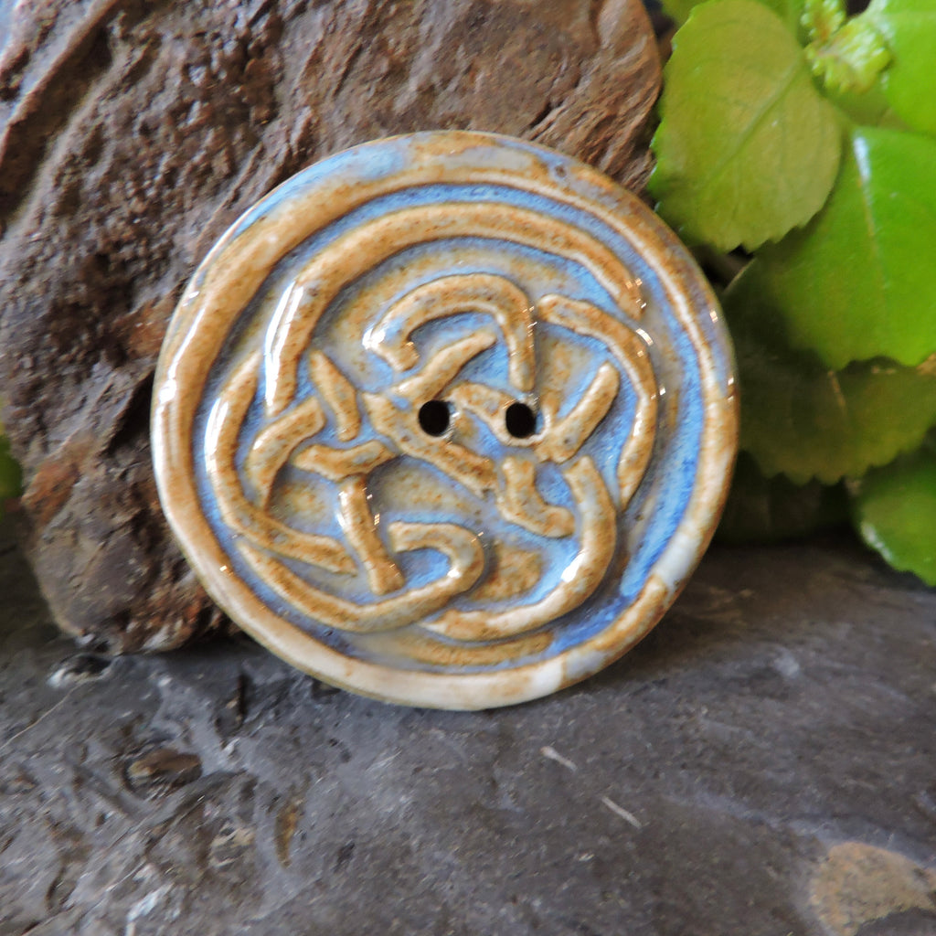 Porcelain Buttons X-Lg Celtic Knot