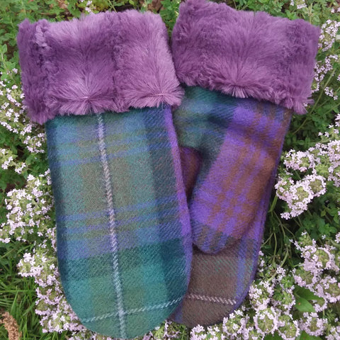 Lambswool Mittens with Faux Fur